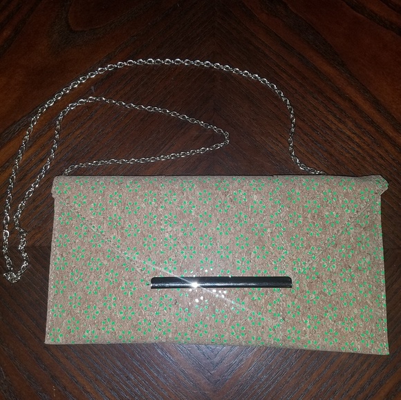 🌻Cork Envelope Clutch with Neon Green Cut Outs - Picture 1 of 5